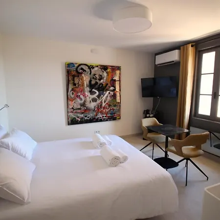 La Maison Des Vendangeurs - Table D'Hotes Le Soir Du Jeudi Au Dimanche- Jacuzzi - Balneo Spa - Acces Piscine Pour Toutes Les Chambres Sauf Studio Coquet- Piscine De Mai A Mi-Octobre Martignargues Buitenkant foto