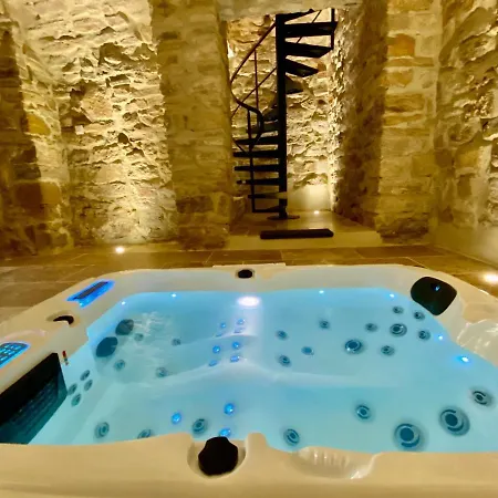 La Maison Des Vendangeurs - Table D'Hotes Le Soir Du Jeudi Au Dimanche- Jacuzzi - Balneo Spa - Acces Piscine Pour Toutes Les Chambres Sauf Studio Coquet- Piscine De Mai A Mi-Octobre Martignargues Buitenkant foto