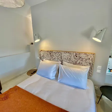 La Maison Des Vendangeurs - Table D'Hotes Le Soir Du Jeudi Au Dimanche- Jacuzzi - Balneo Spa - Acces Piscine Pour Toutes Les Chambres Sauf Studio Coquet- Piscine De Mai A Mi-Octobre Martignargues Buitenkant foto