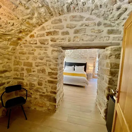 La Maison Des Vendangeurs - Table D'Hotes Le Soir Du Jeudi Au Dimanche- Jacuzzi - Balneo Spa - Acces Piscine Pour Toutes Les Chambres Sauf Studio Coquet- Piscine De Mai A Mi-Octobre Martignargues Buitenkant foto