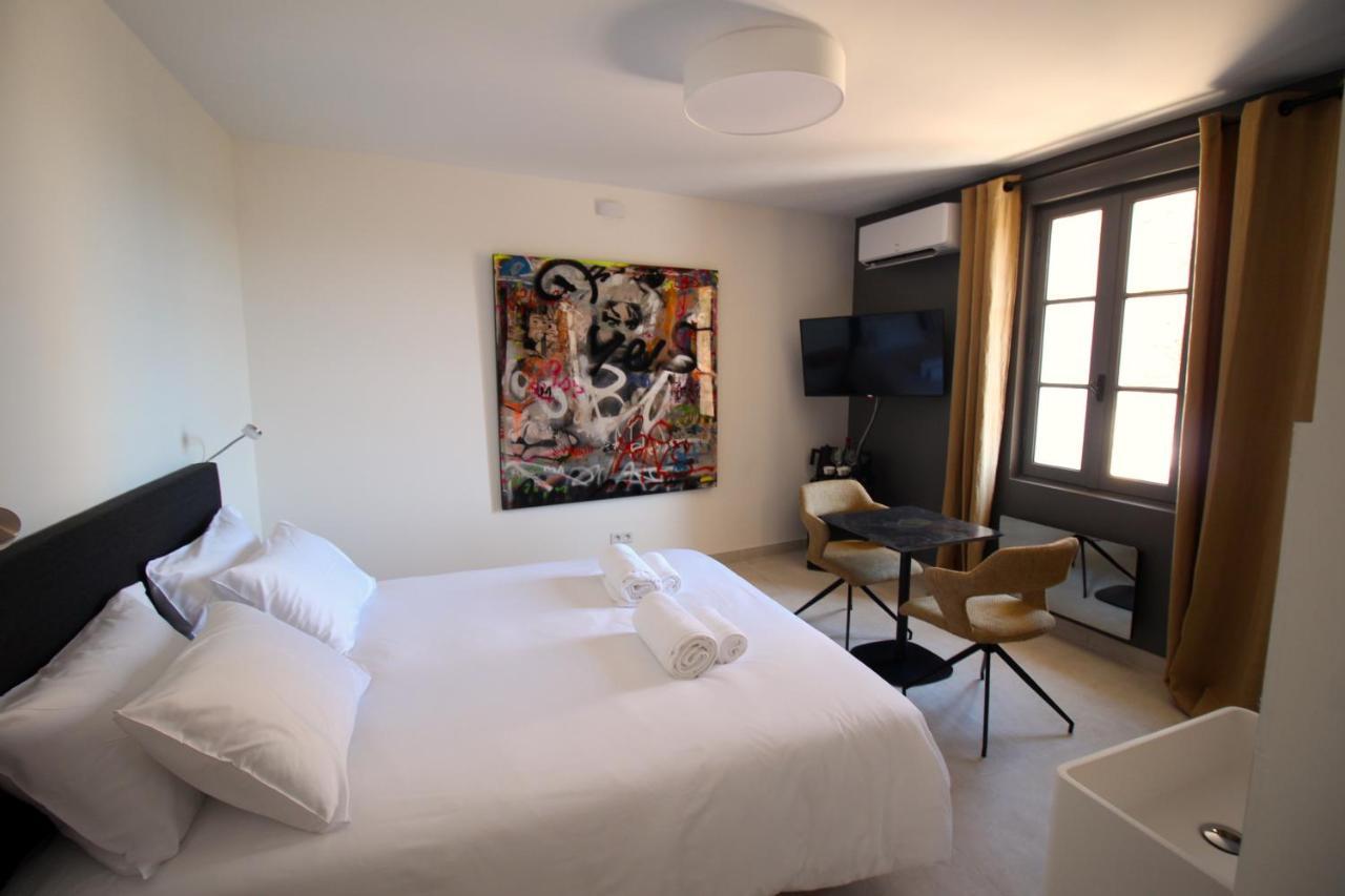 Bed & Breakfast La Maison Des Vendangeurs - Table D'hotes Le Soir Du Jeudi Au Dimanche- Jacuzzi - Balneo - Acces Piscine Pour Toutes Les Sauf Coquet- Piscine De Mai A Mi-octobre *
