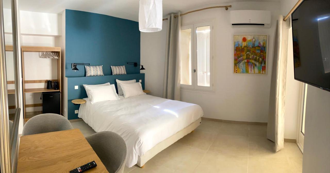 La Maison Des Vendangeurs - Table D'hotes Le Soir Du Jeudi Au Dimanche- Jacuzzi - Balneo - Acces Piscine Pour Toutes Les Sauf Coquet- Piscine De Mai A Mi-octobre *