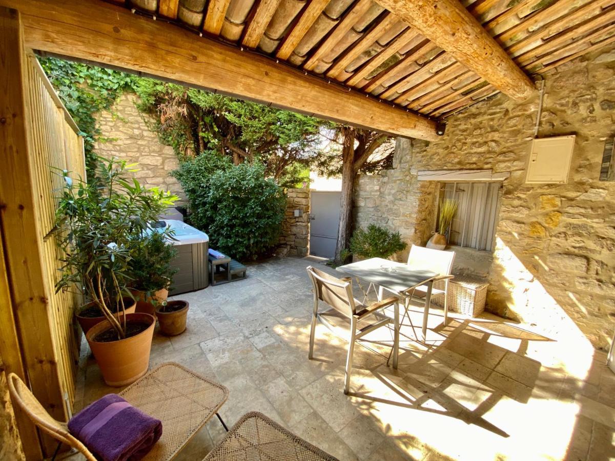 Bed & Breakfast La Maison Des Vendangeurs - Table D'hotes Le Soir Du Jeudi Au Dimanche- Jacuzzi - Balneo - Acces Piscine Pour Toutes Les Sauf Coquet- Piscine De Mai A Mi-octobre
